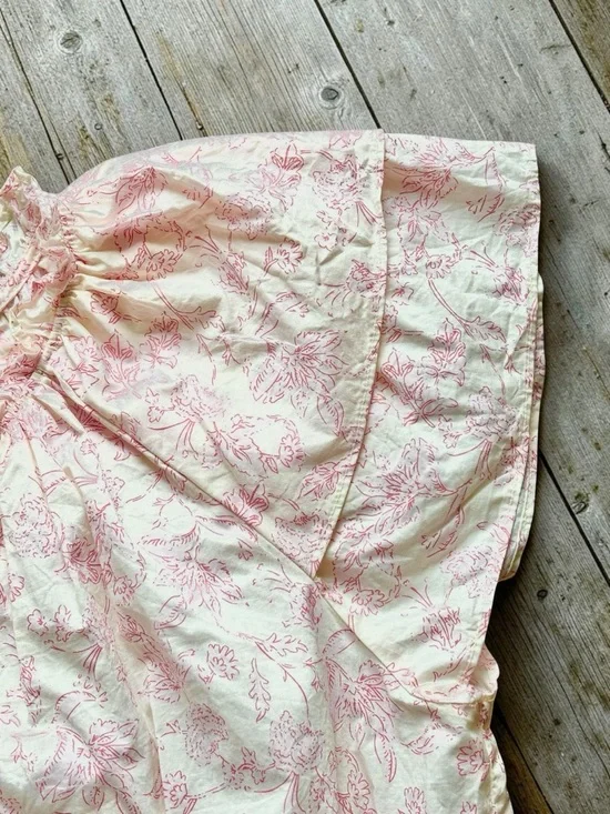 Philosophy Cream and Pink Floral Tie-Front Peplum Blouse - Picture 7 of 9